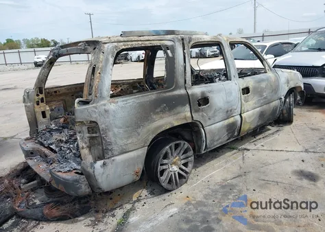 2002 Cadillac Escalade Standard from USA, damaged, VIN 1GYEK63N12R330183